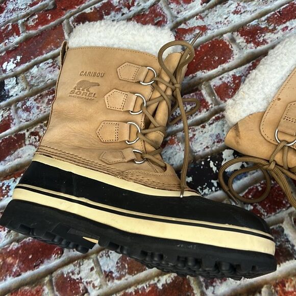 Sorel beige black waterproof mid calf boots - Picture 3 of 9